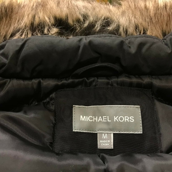 MICHAEL KORS PARKA 🔥 - Picture 5 of 7